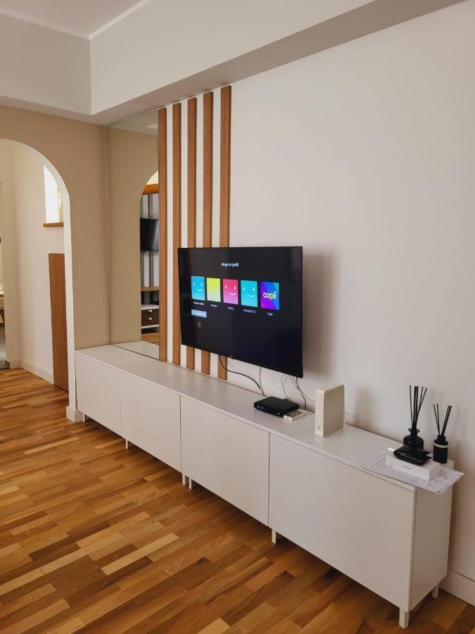 Old Town Bucharest, Lovely 2 Bedrooms Apartment Buitenkant foto