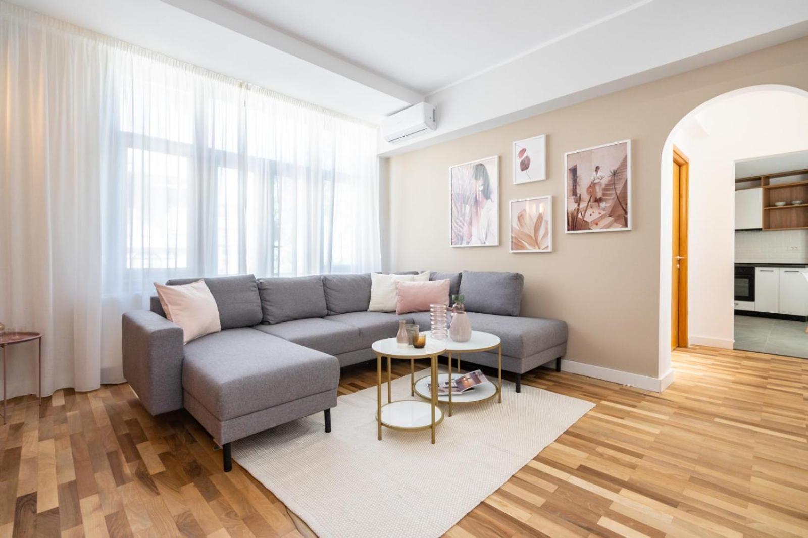 Old Town Bucharest, Lovely 2 Bedrooms Apartment Buitenkant foto